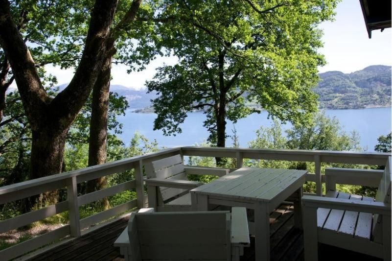 Hardanger Feriesenter Neshagen Villa นูร์ไฮม์ซุนด์ ภายนอก รูปภาพ